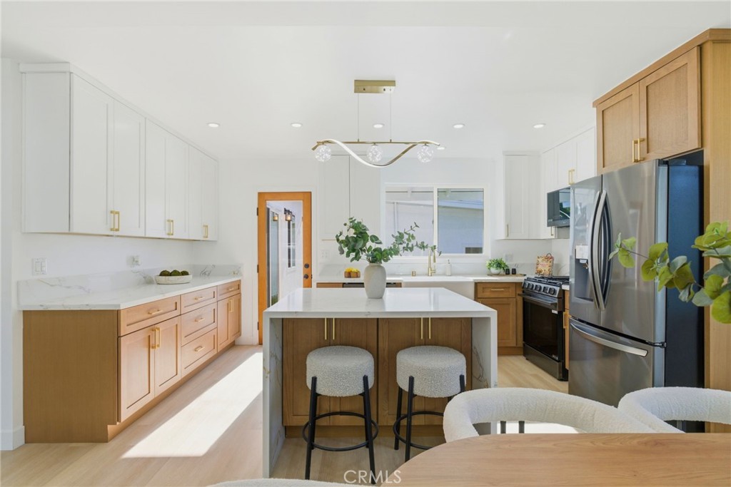 3516 Roxanne Avenue Long Beach, CA 90808 - Photo 13 of 32