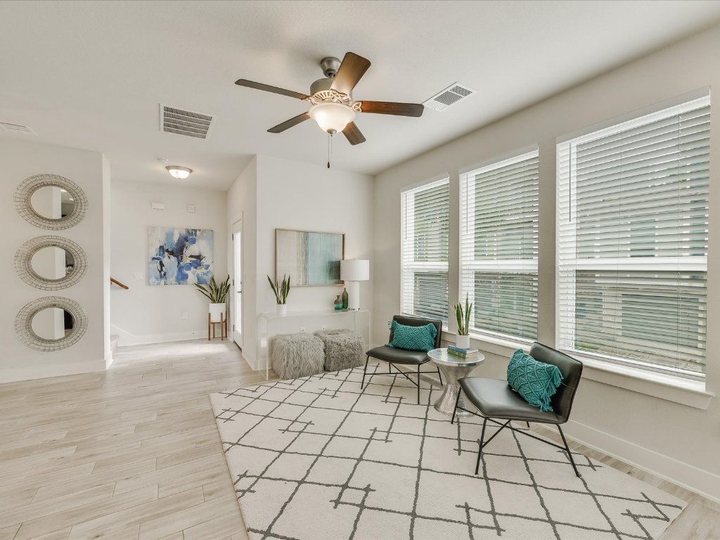 1916 Warely Lane Austin, TX 78741 - Photo 14 of 15 a living room with furniture and window