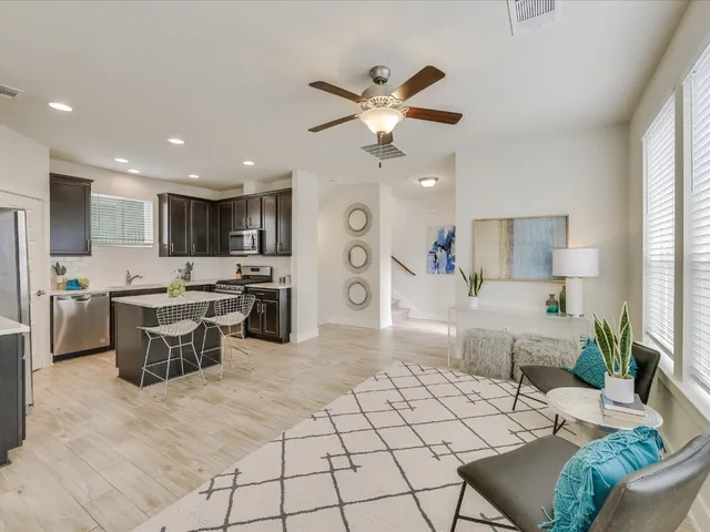 $2,150 | 1916 Warely Lane, Austin, TX 78741