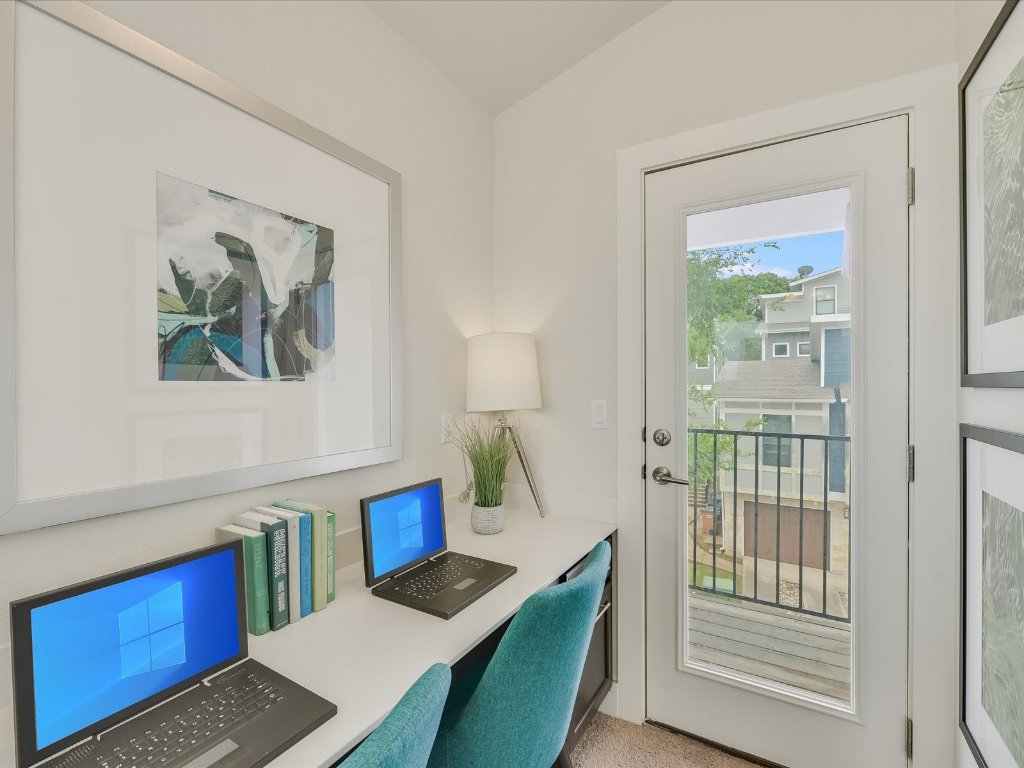 1916 Warely Lane Austin, TX 78741 - Photo 7 of 15 a living room with furniture and a window