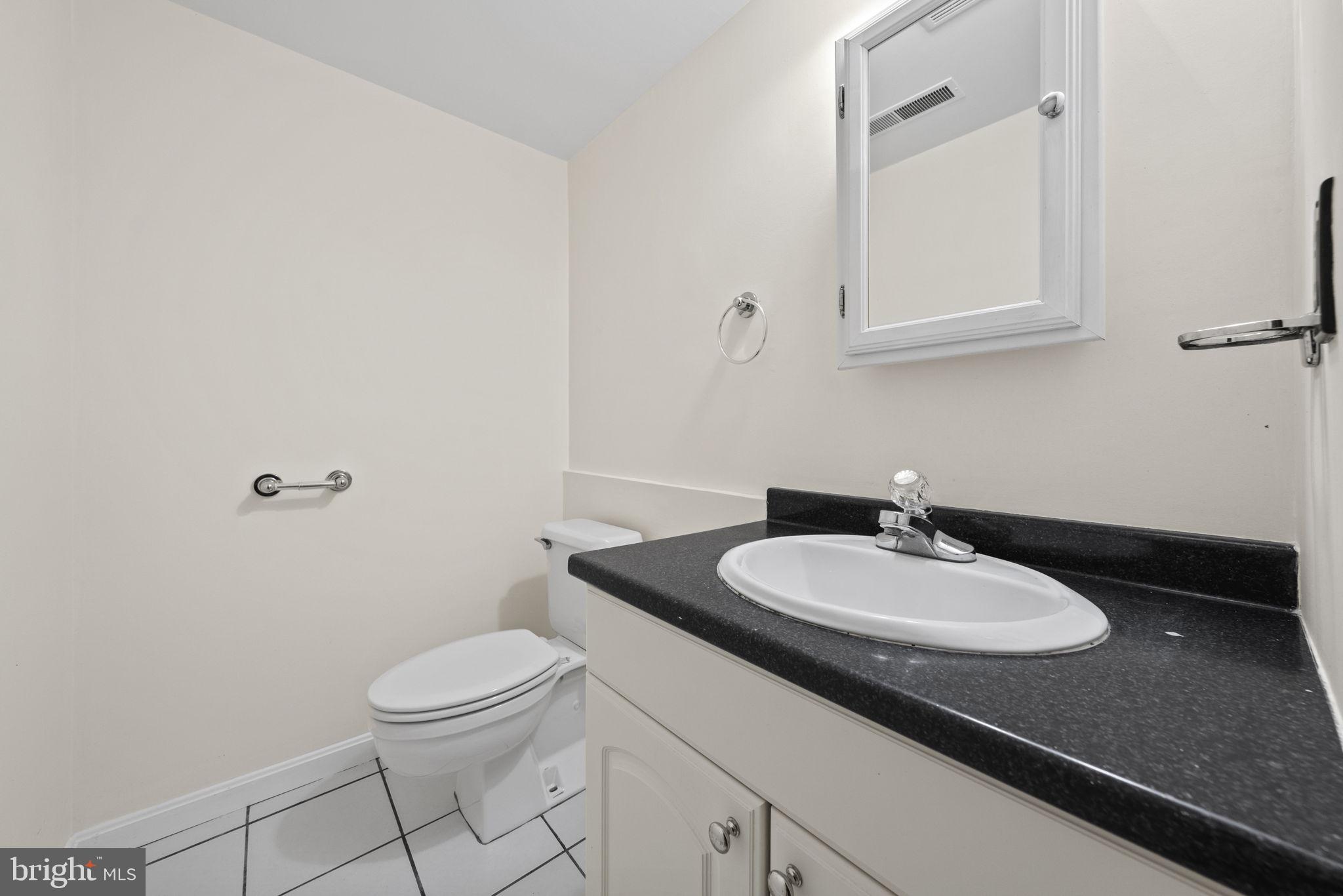 1644 Valencia Way Reston, VA 20190 - Photo 29 of 38 Bathroom