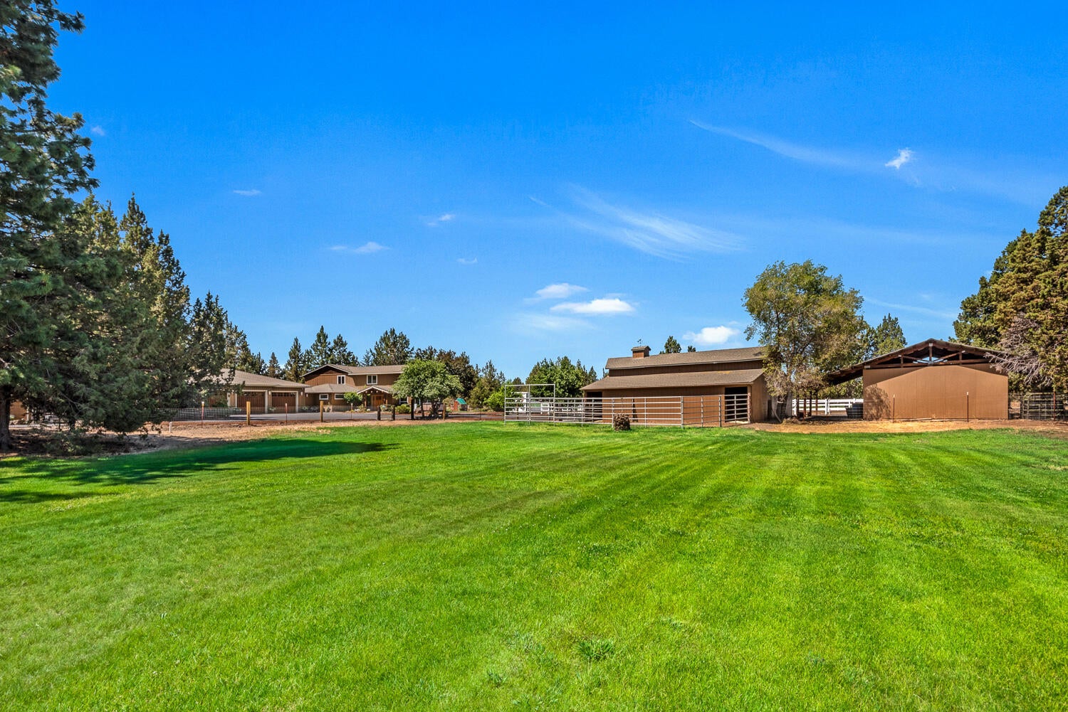 62995 Dickey Road Bend, OR 97701 - Photo 43 of 52 OReilly_20240711_61_92646_72ppi