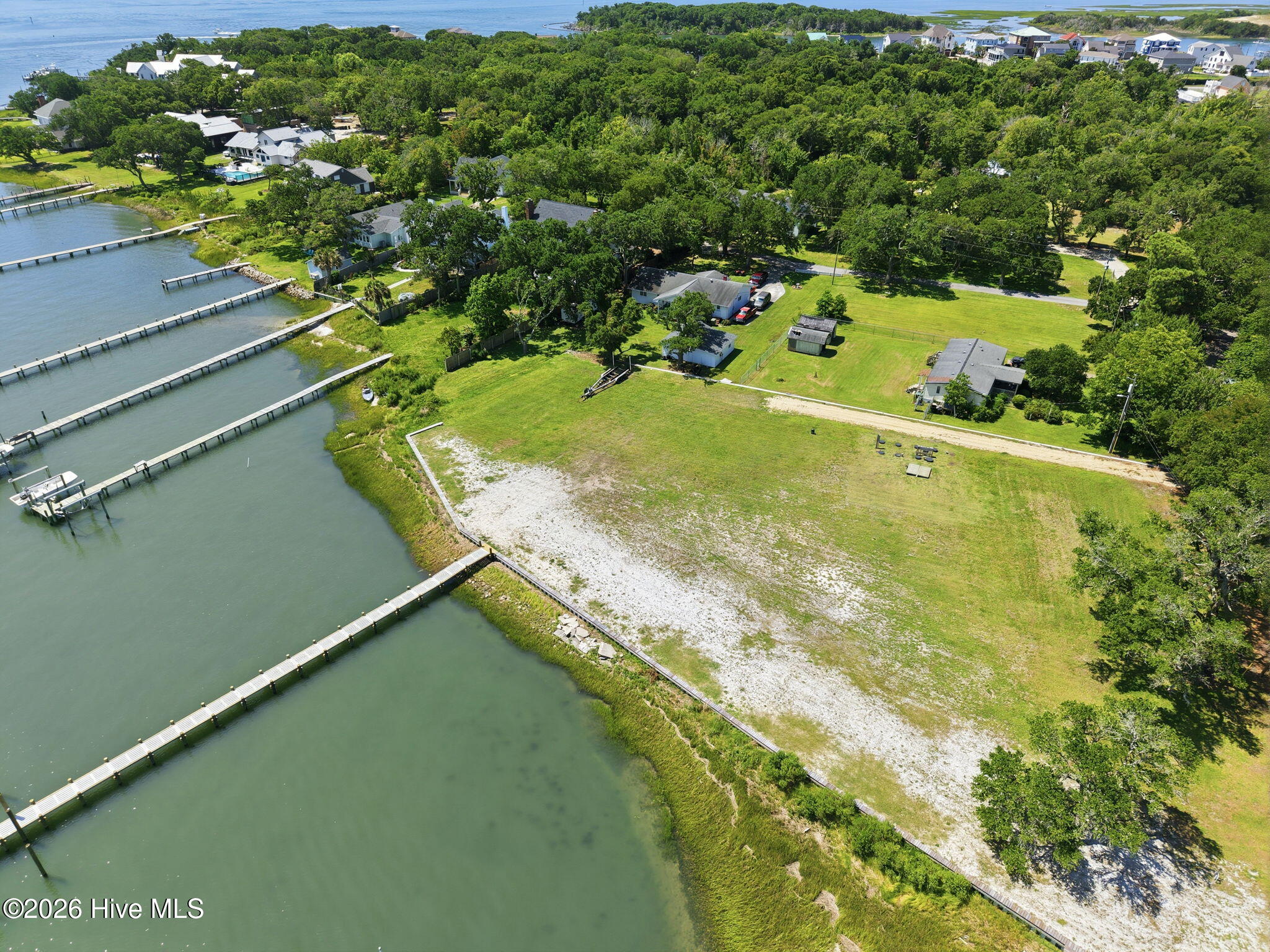 184 Lennoxville Point Road Beaufort, NC 28516 - Photo 5 of 23