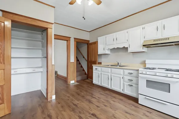 $214,900 | 1719-1721 West 16th Street, Davenport, IA 52804