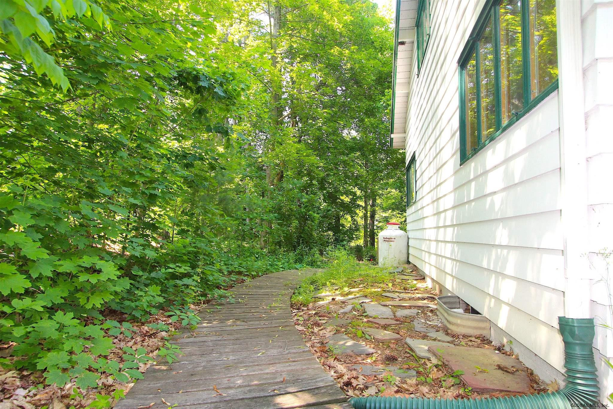 26 Bullock Road Slingerlands, NY 12159 - Photo 21 of 25 Photo 21