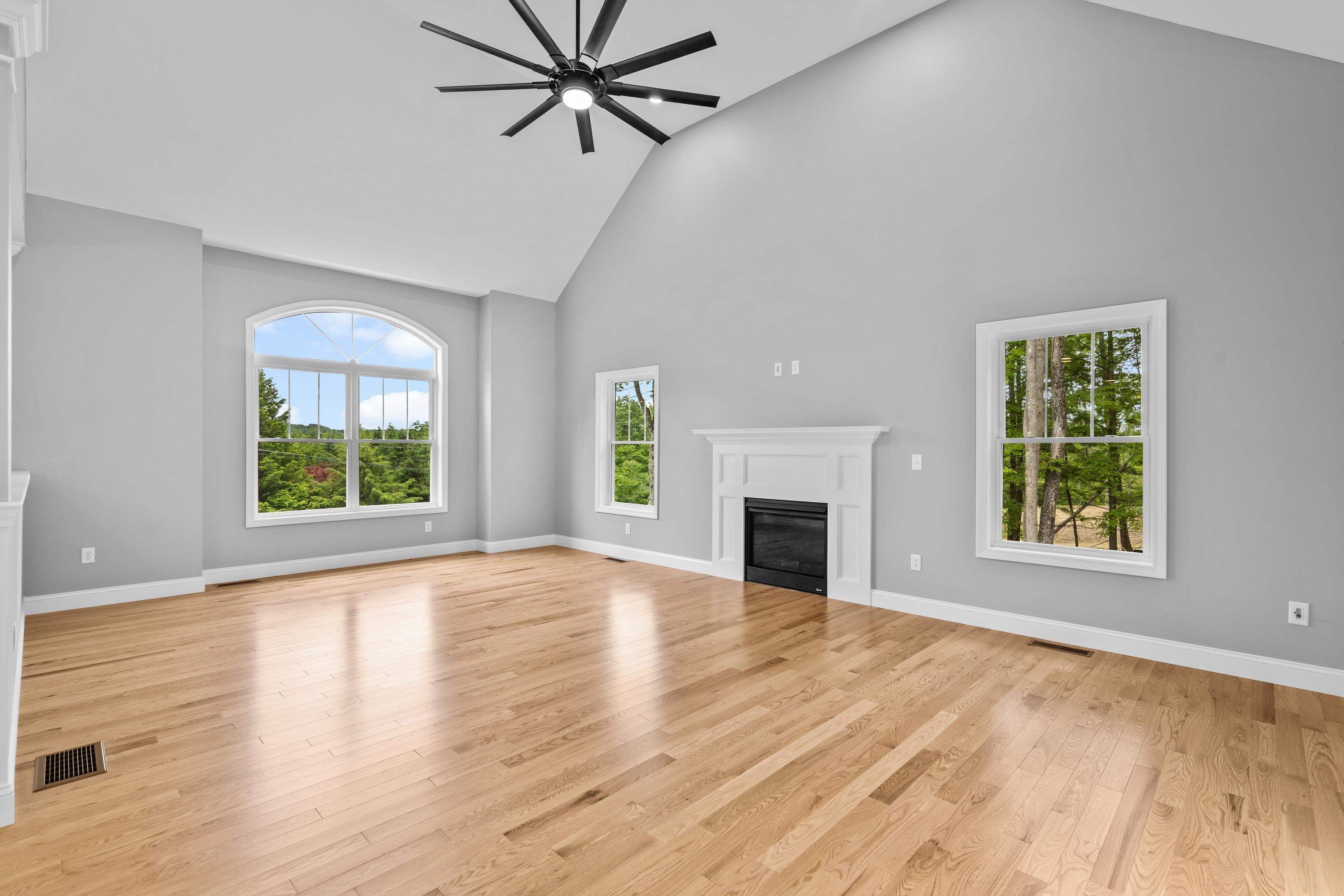 308 Montelona Road Goffstown, NH 03045 - Photo 19 of 30