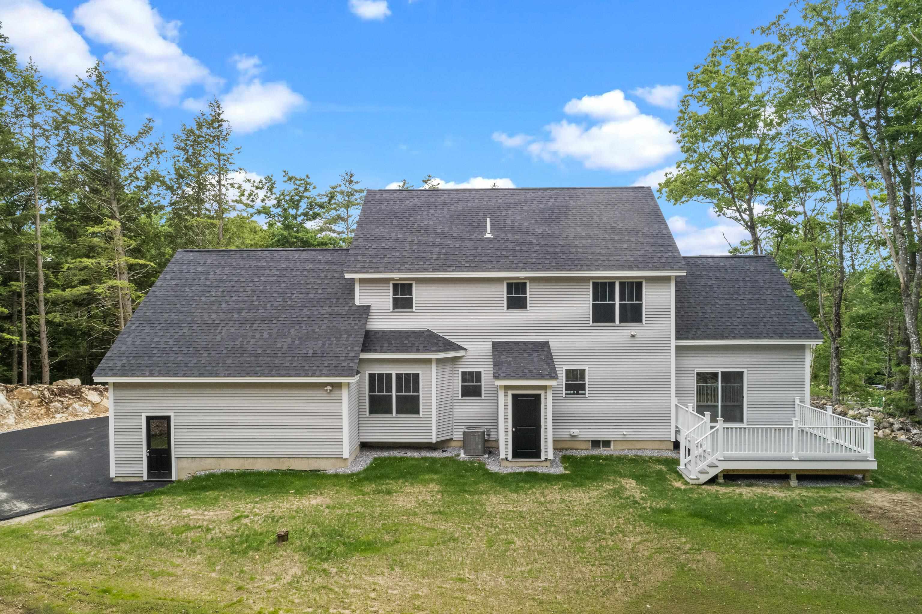 308 Montelona Road Goffstown, NH 03045 - Photo 2 of 30