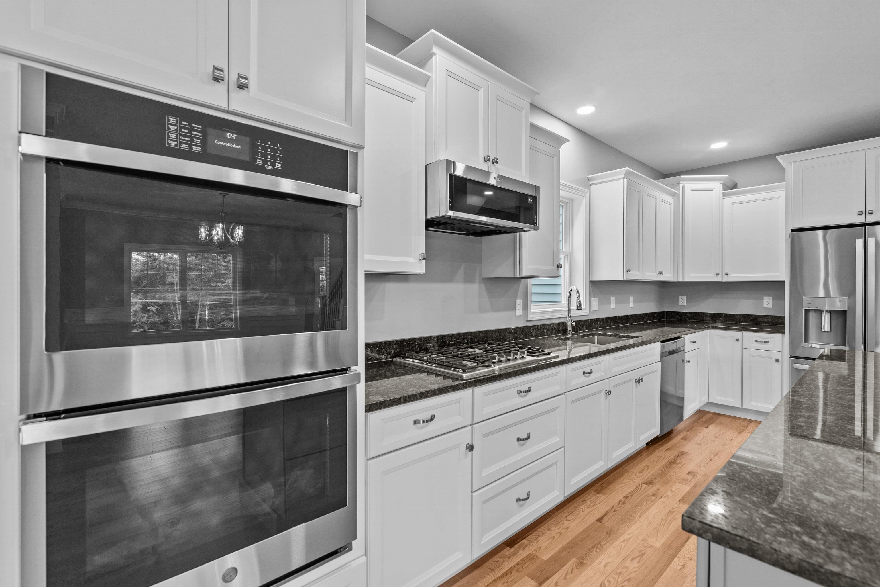 308 Montelona Road Goffstown, NH 03045 - Photo 8 of 30