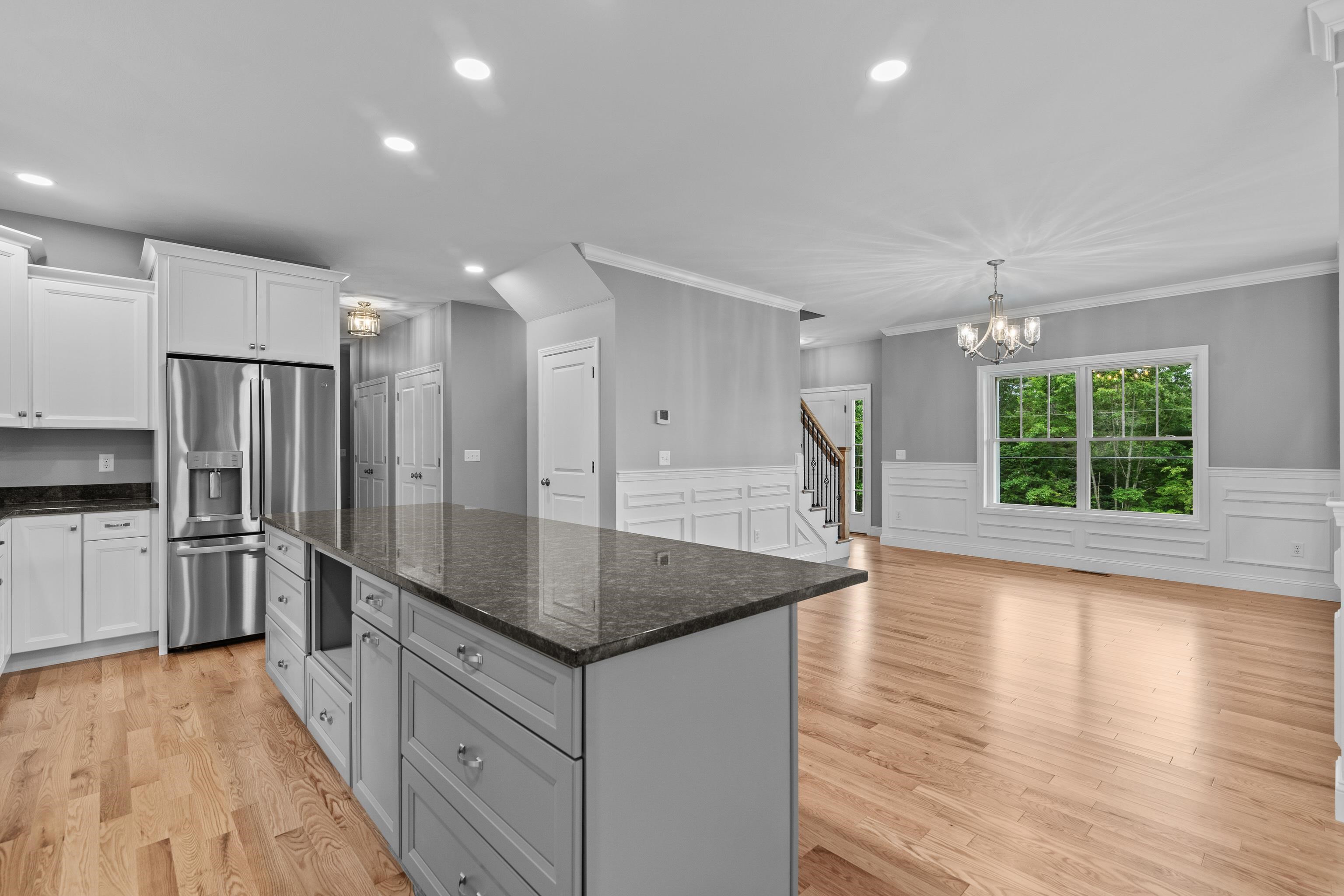 308 Montelona Road Goffstown, NH 03045 - Photo 10 of 30