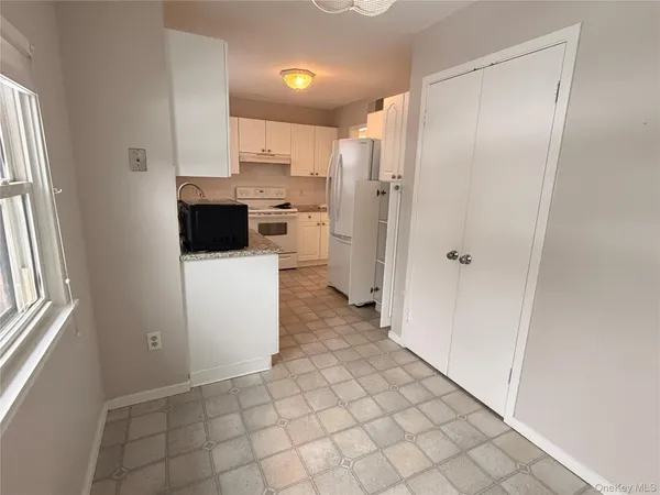 $2,700 | 179 Heritage Hills, Unit A, Somers, NY 10589