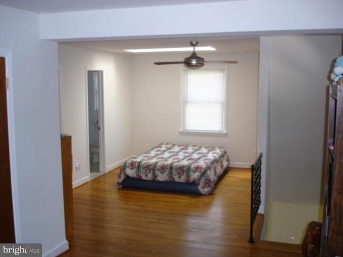 9500 Old Georgetown Road Bethesda, MD 20814 - Photo 7 of 17 Master bedroom with skylight and sitting room