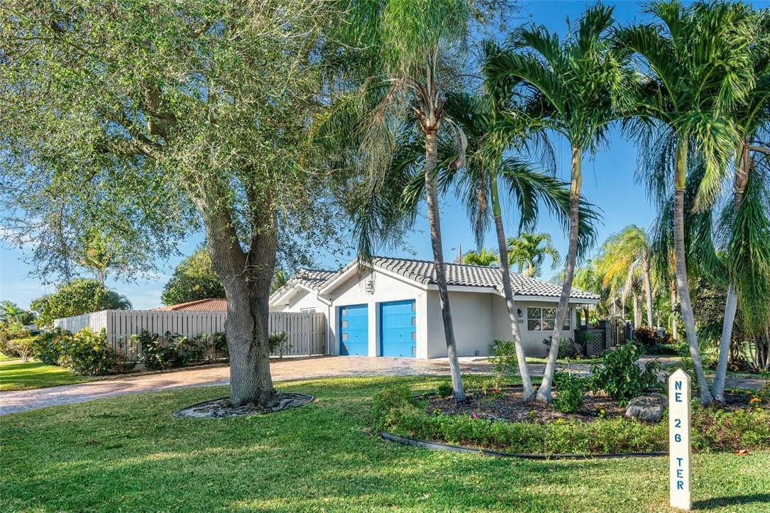 2610 Northeast 43rd Street Lighthouse Point, FL 33064 - Photo 5 of 35 Photo 5