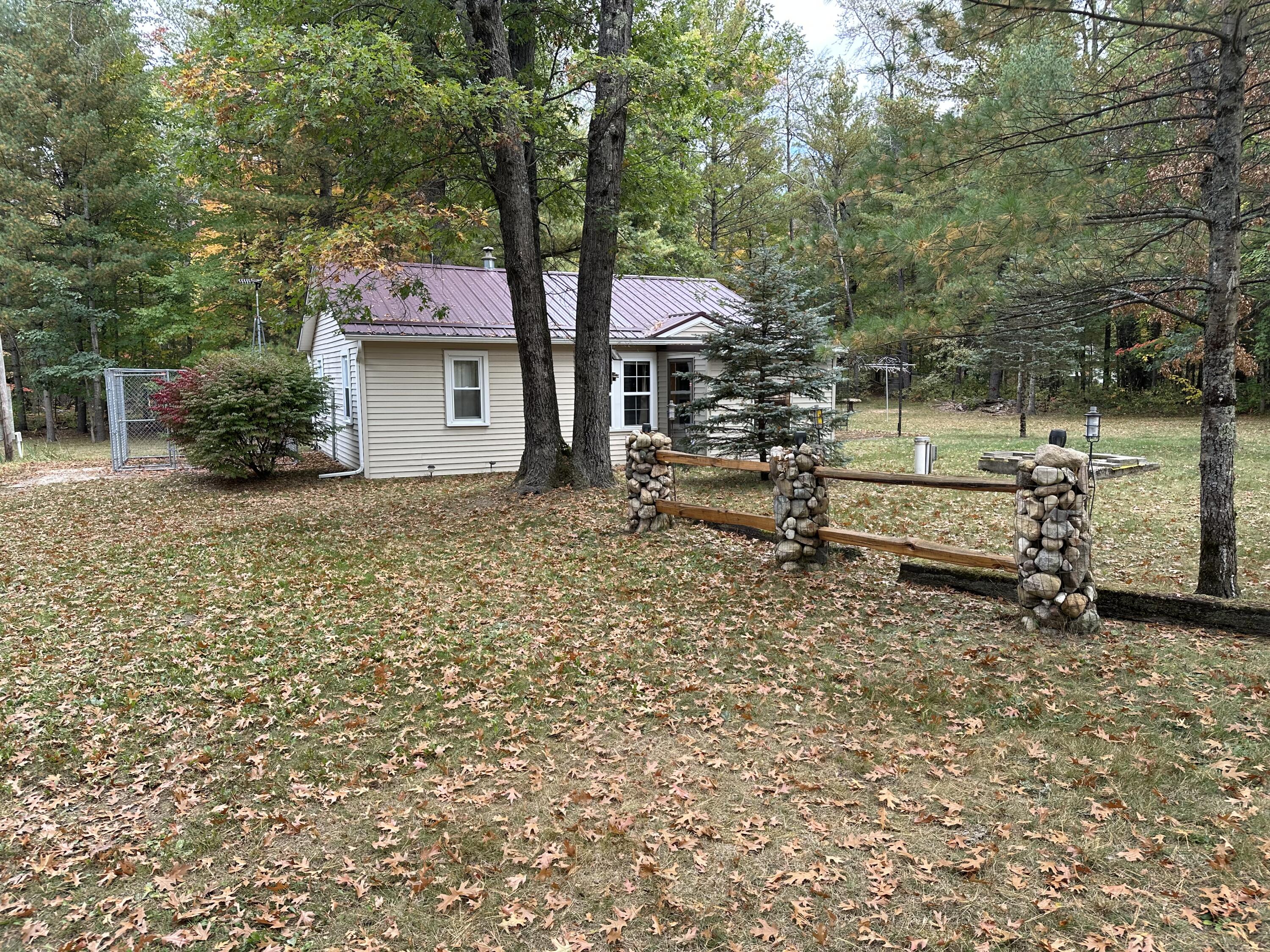 2476 South Forman Road Baldwin, MI 49304 - Photo 3 of 40 IMG_3118