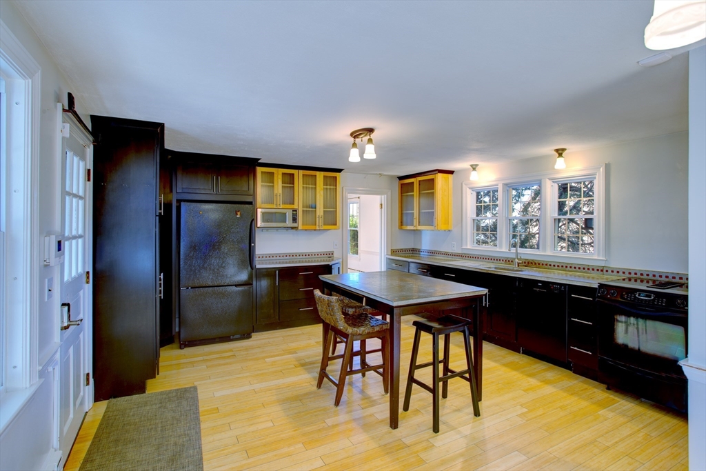 406 Greenfield Road Deerfield, MA 01342 - Photo 6 of 35 Gallery Image 6