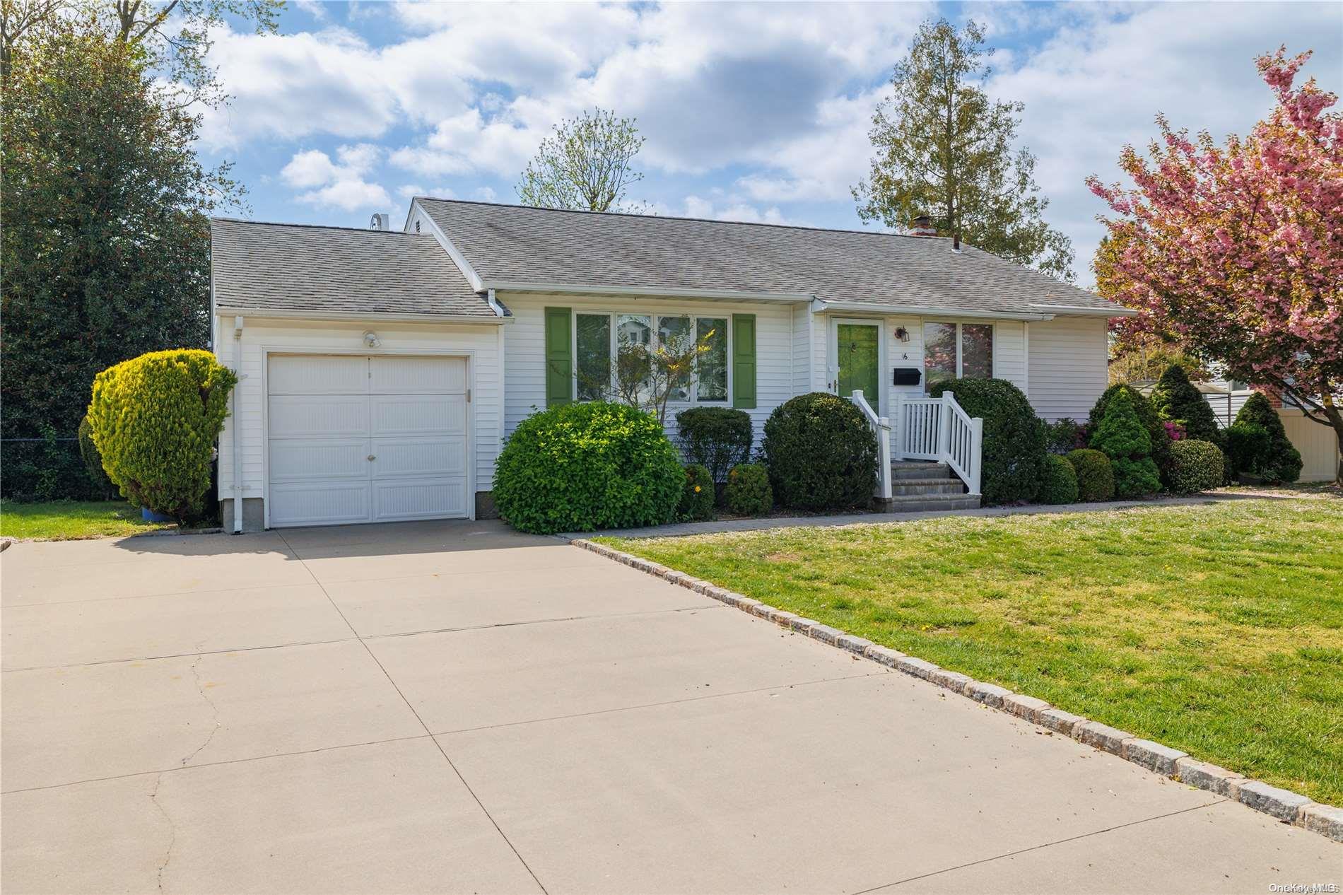 16 Retta Lane Commack, NY 11725 - Photo 1 of 1 Gallery Image 1