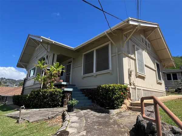 $3,600 | 1691 Kamamalu Avenue, Honolulu, HI 96813