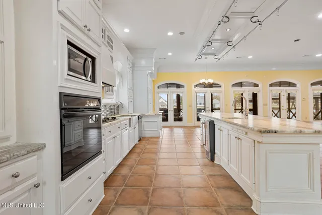 $745,000 | 148 Belle Pointe Circle, Madison, MS 39110