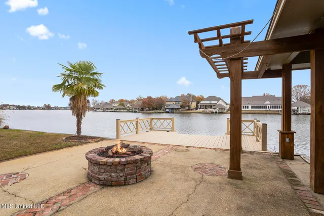 $699,900 | 148 Belle Pointe Circle, Madison, MS 39110