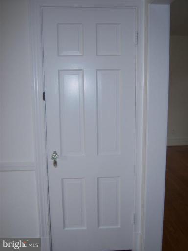 1543 North Glebe Road Arlington, VA 22207 - Photo 11 of 30 Six panel doors