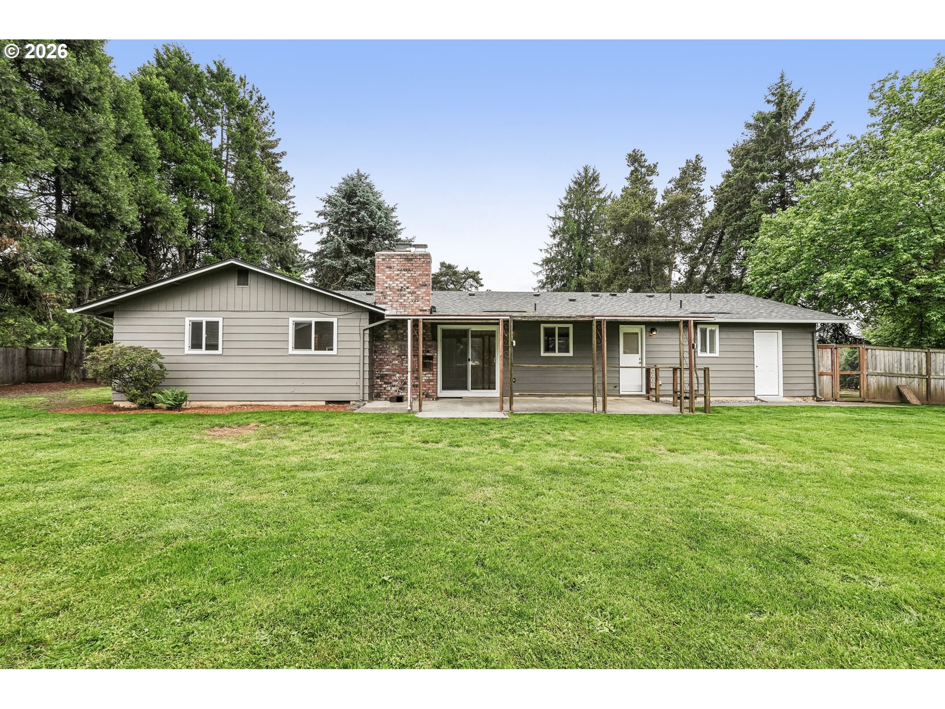 22600 Northeast 28th Street Camas, WA 98607 - Photo 26 of 48 a view of a house with backyard and garden