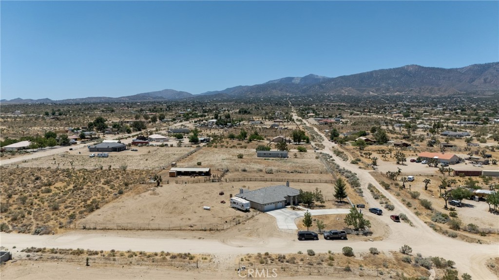 11671 Desert View Road Pinon Hills, CA 92372 - Photo 36 of 52