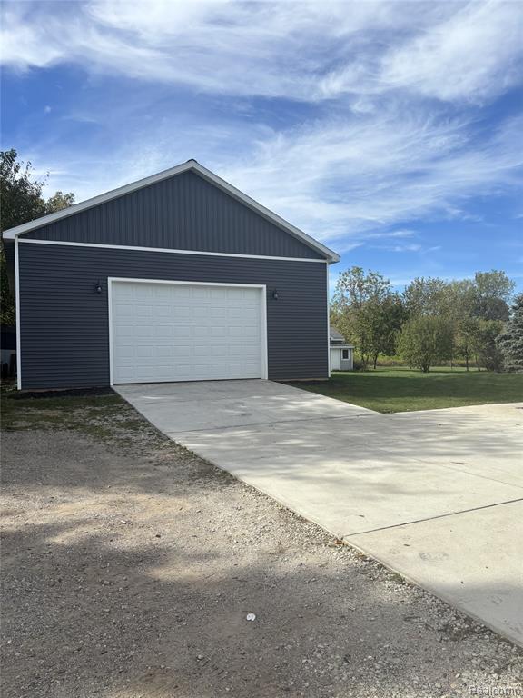 2900 South St Clair Road St. Johns, MI 48879 - Photo 8 of 32