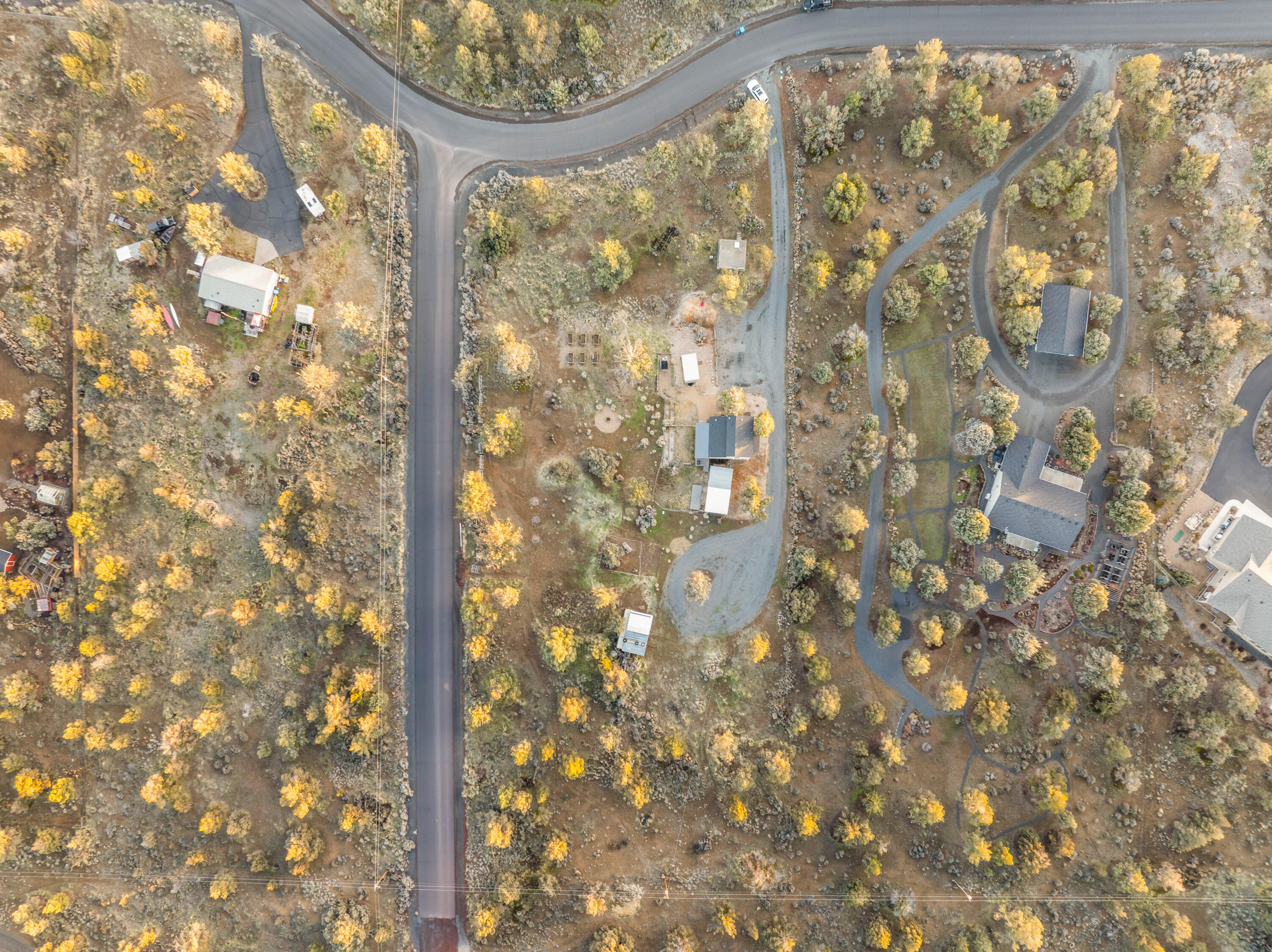 21150 Southwest Gift Road Bend, OR 97703 - Photo 40 of 47 Aerial