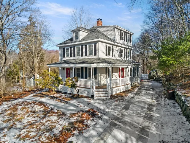 $769,000 | 17 Church Street, Newbury, MA 01922