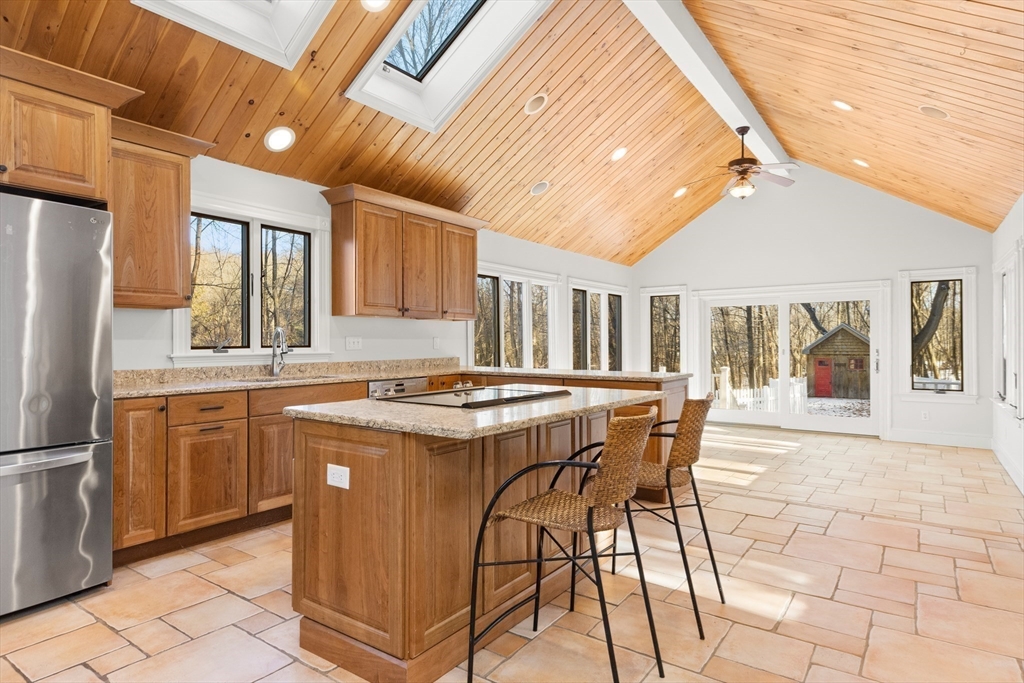 17 Church Street Newbury, MA 01922 - Photo 13 of 42