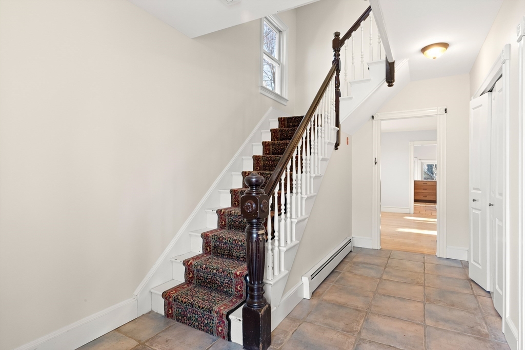 17 Church Street Newbury, MA 01922 - Photo 3 of 42