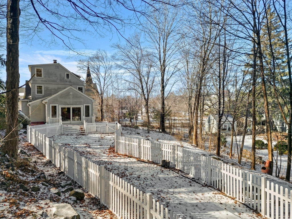 17 Church Street Newbury, MA 01922 - Photo 39 of 42