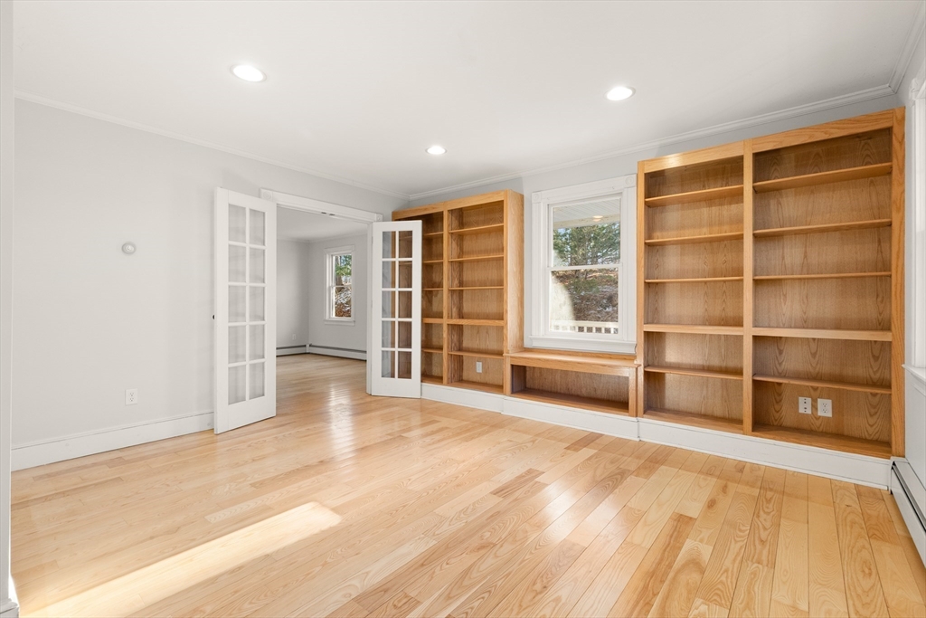 17 Church Street Newbury, MA 01922 - Photo 5 of 42