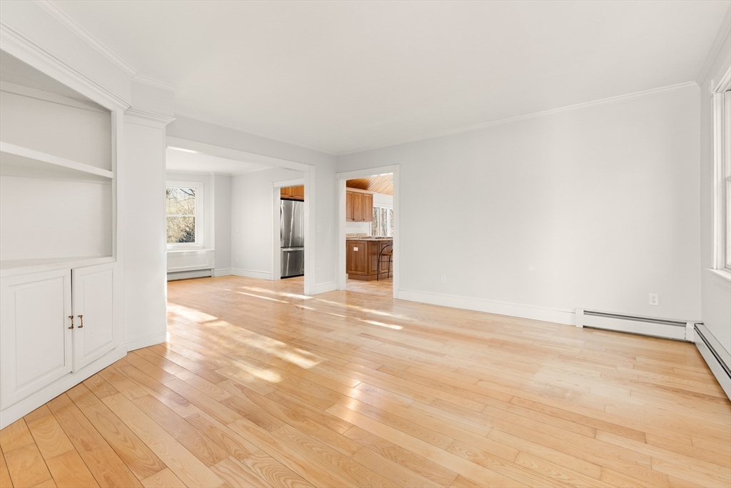 17 Church Street Newbury, MA 01922 - Photo 8 of 42