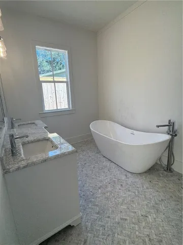 $1,200,000 | 1912 1st Avenue, St. Simons Island, GA 31522