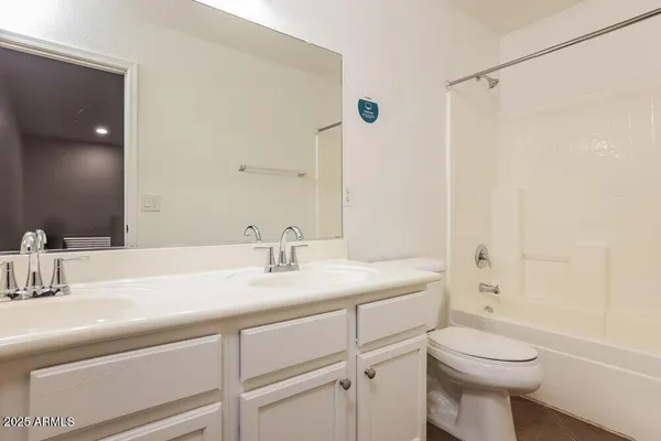 $2,095 | 11808 West Dos Rios Drive, Sun City, AZ 85373