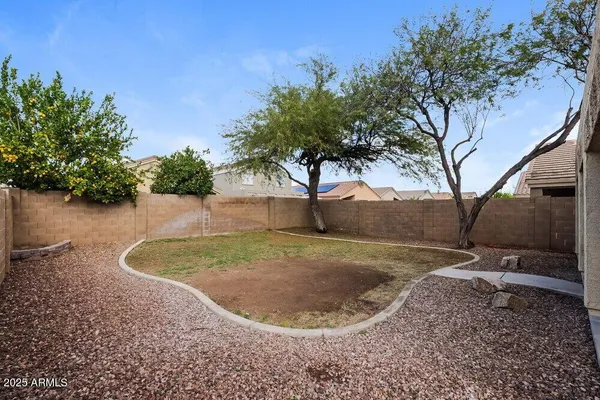 $2,125 | 11808 West Dos Rios Drive, Sun City, AZ 85373