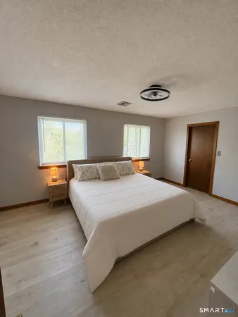 $2,500 | 69 Northwest Drive, Unit 60, Plainville, CT 06062