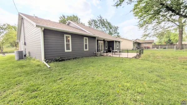 $234,900 | 2525 Lincoln Street, Emporia, KS 66801