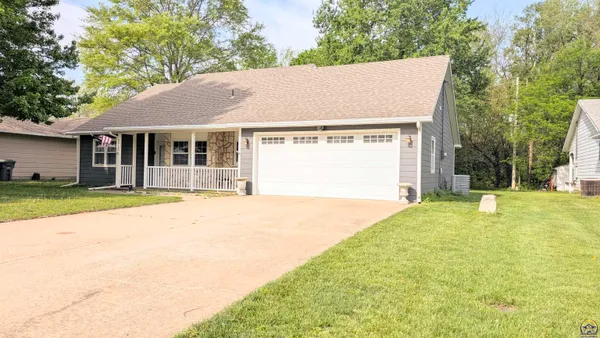 $234,900 | 2525 Lincoln Street, Emporia, KS 66801