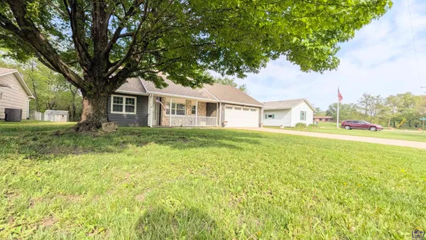 $234,900 | 2525 Lincoln Street, Emporia, KS 66801