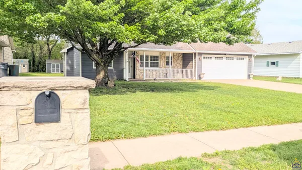 $234,900 | 2525 Lincoln Street, Emporia, KS 66801
