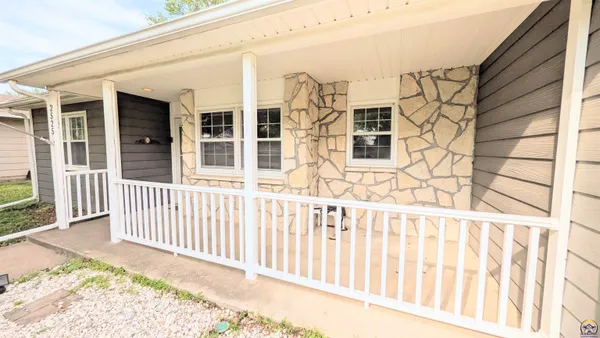 $234,900 | 2525 Lincoln Street, Emporia, KS 66801