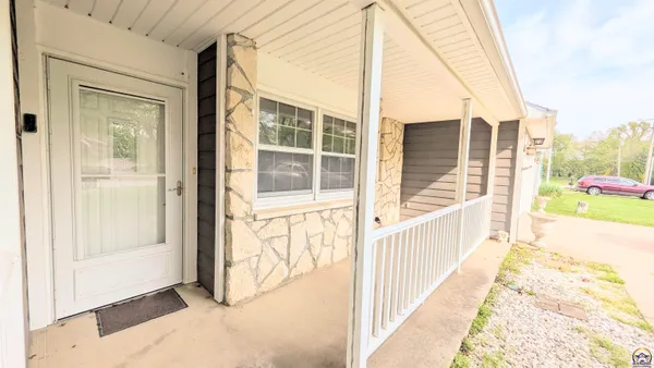 $234,900 | 2525 Lincoln Street, Emporia, KS 66801
