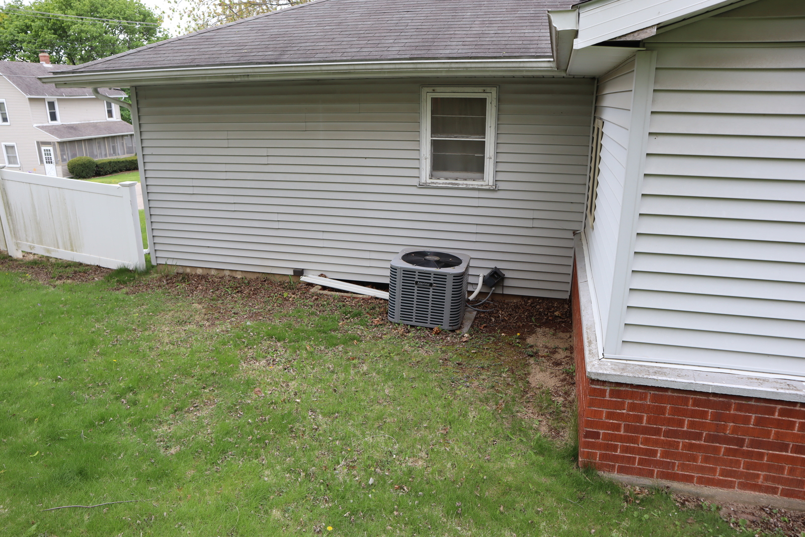 100 North 5th Street Walnut, IL 61376 - Photo 12 of 16 Gallery Image 12