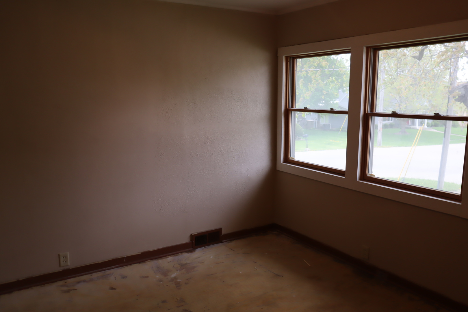 100 North 5th Street Walnut, IL 61376 - Photo 4 of 16 Gallery Image 4