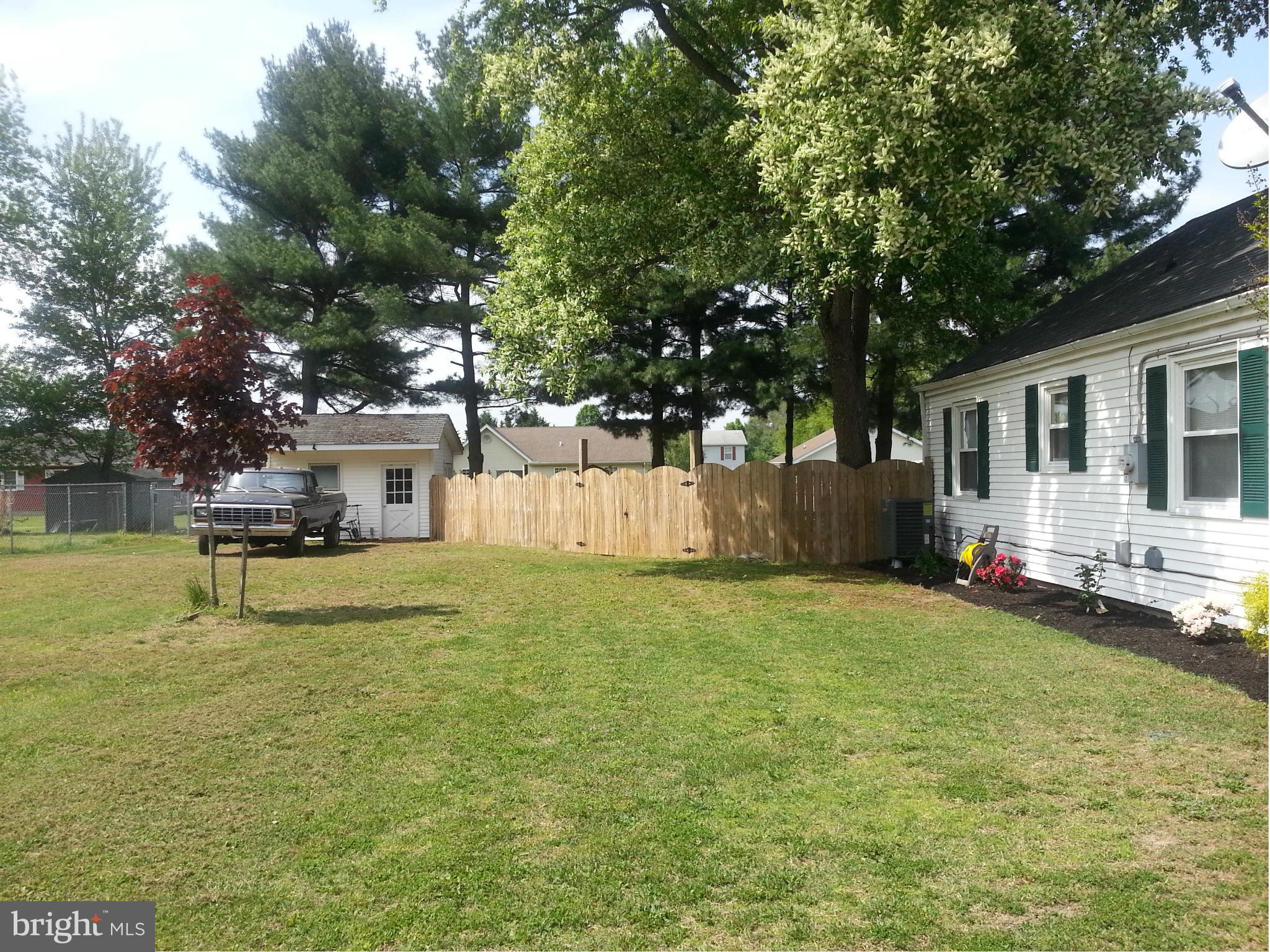 3 Liberty Street Ridgely, MD 21660 - Photo 21 of 25 Large side yard