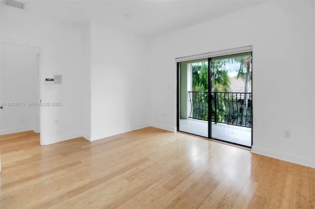 $5,000 | 3204 Bird Avenue, Unit 119, Miami, FL 33133