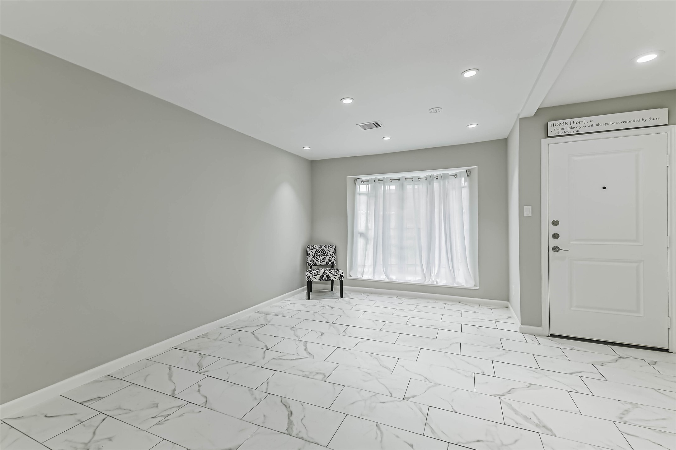 6853 Chasewood Drive Houston, TX 77489 - Photo 21 of 29 a view of an empty room