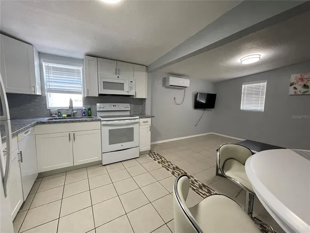 $1,450 | 1601 Palm Way, Largo, FL 33771