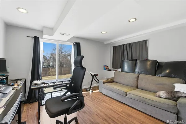 $3,800 | 5127 South Malaya Court, Centennial, CO 80015